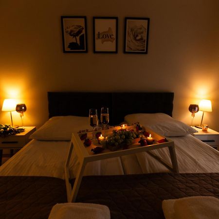 Maya'S Flats & Resorts 42 - Swietej Barbary Gdańsk Extérieur photo