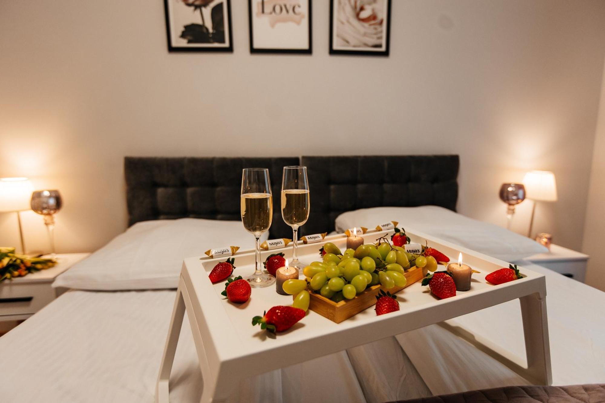 Maya'S Flats & Resorts 42 - Swietej Barbary Gdańsk Extérieur photo