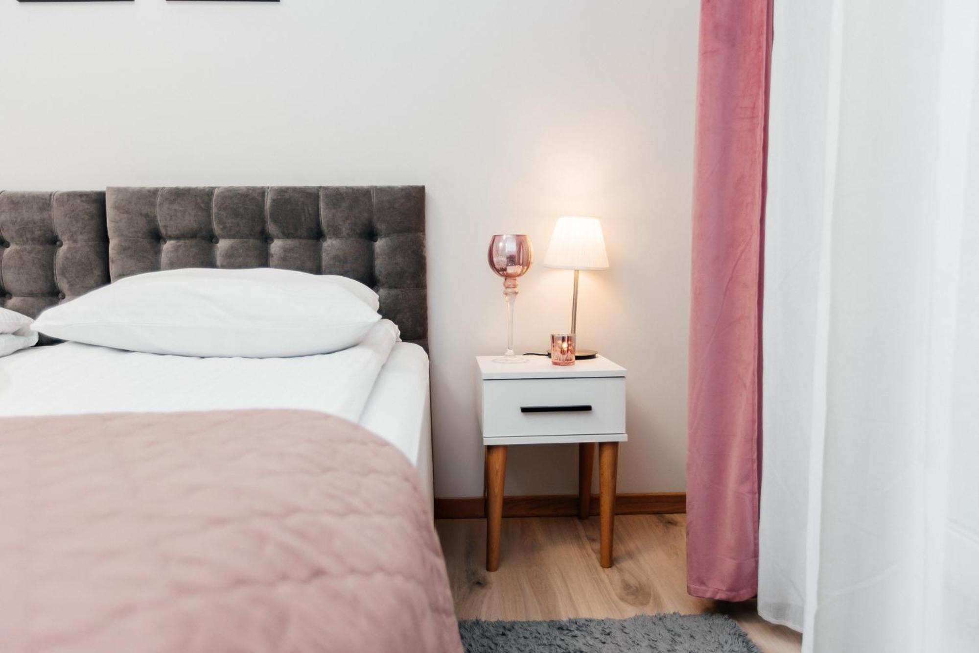 Maya'S Flats & Resorts 42 - Swietej Barbary Gdańsk Extérieur photo