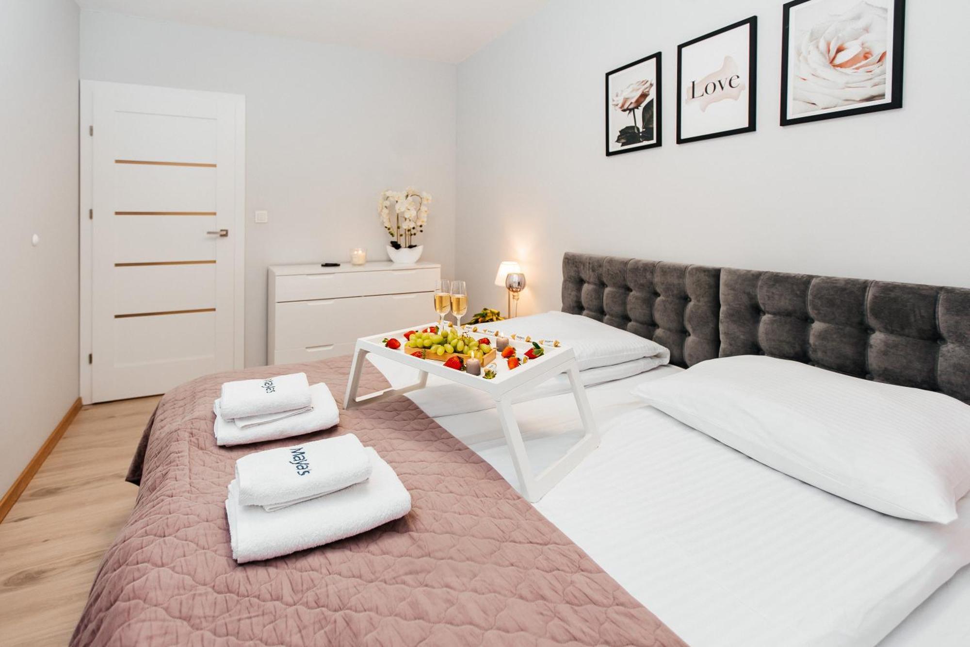 Maya'S Flats & Resorts 42 - Swietej Barbary Gdańsk Extérieur photo