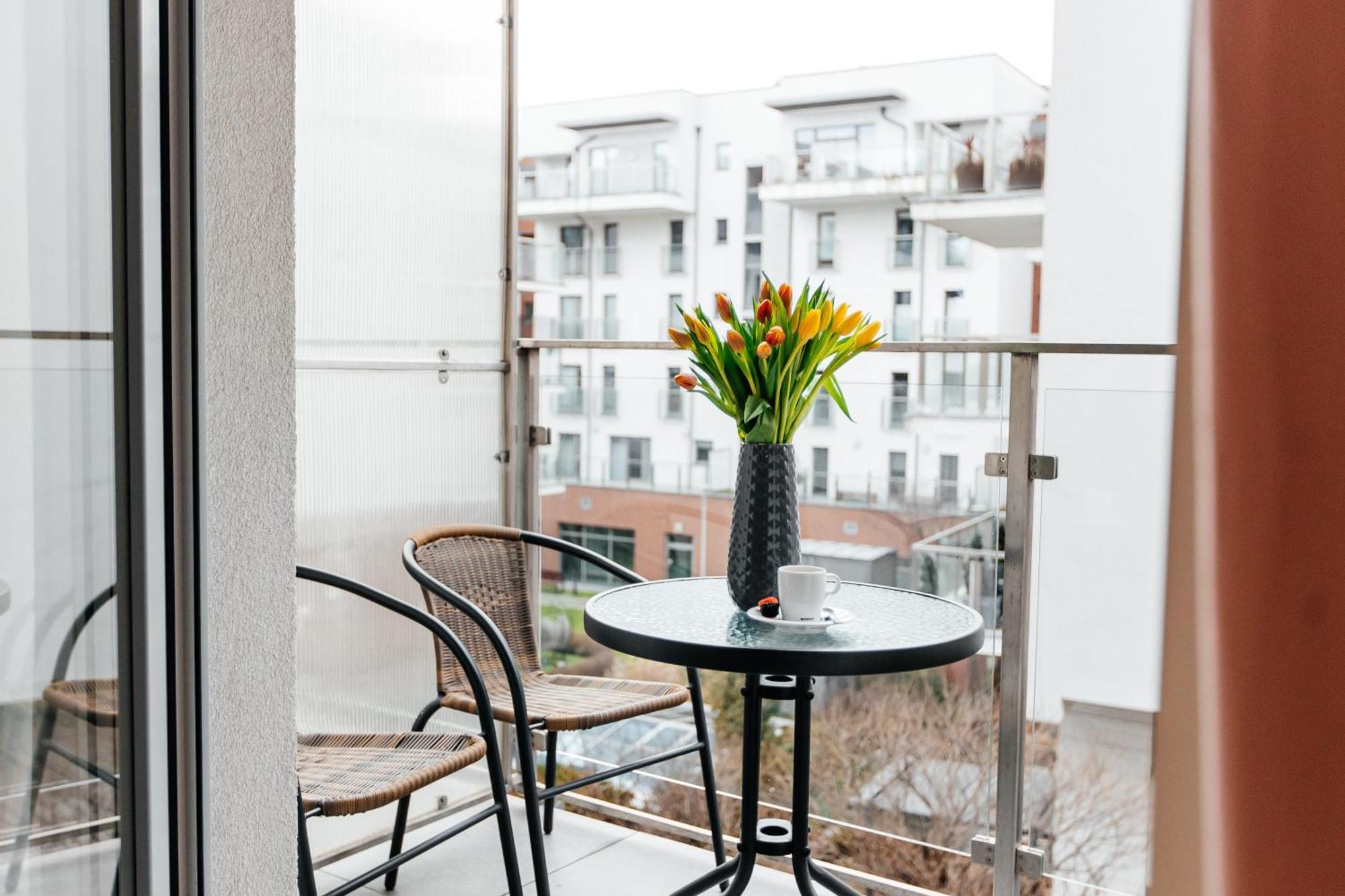 Maya'S Flats & Resorts 42 - Swietej Barbary Gdańsk Extérieur photo