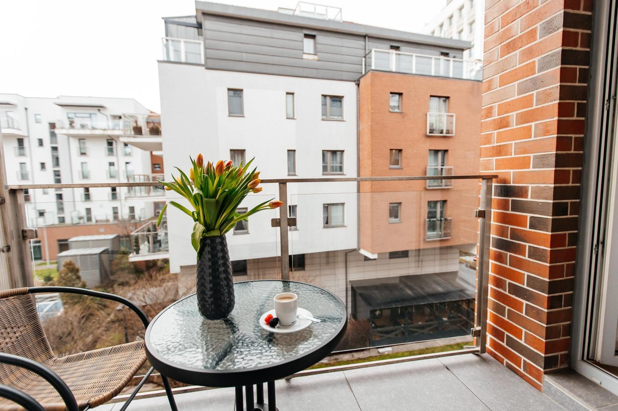 Maya'S Flats & Resorts 42 - Swietej Barbary Gdańsk Extérieur photo